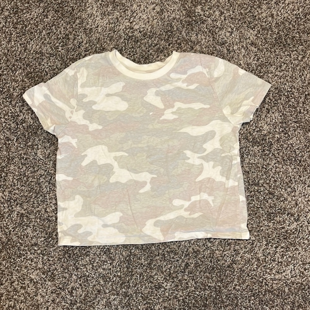 camo cropped shirt